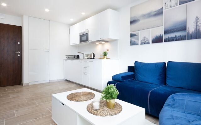 Business Apartment Grzybowska by Renters