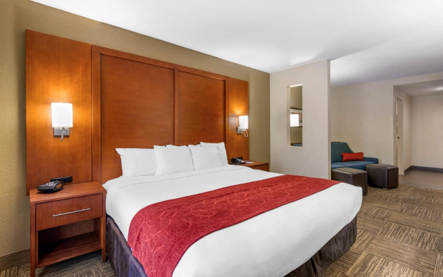 Comfort Suites Brunswick