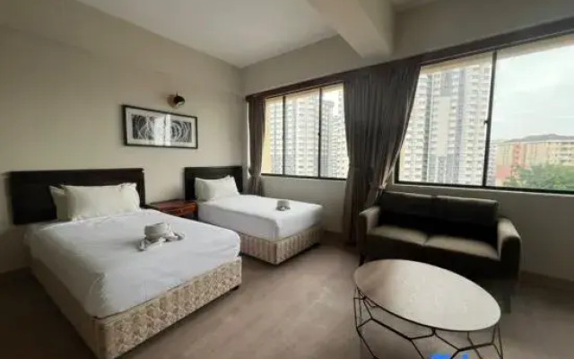 Swing & Pillows - I-City, Shah Alam