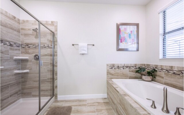 Champions Gate-1308cebwjgil