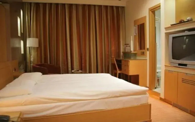 Hotel Elena