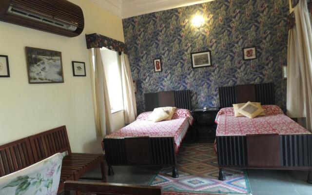 Hotel Udai Bilas Palace-Dungarpur