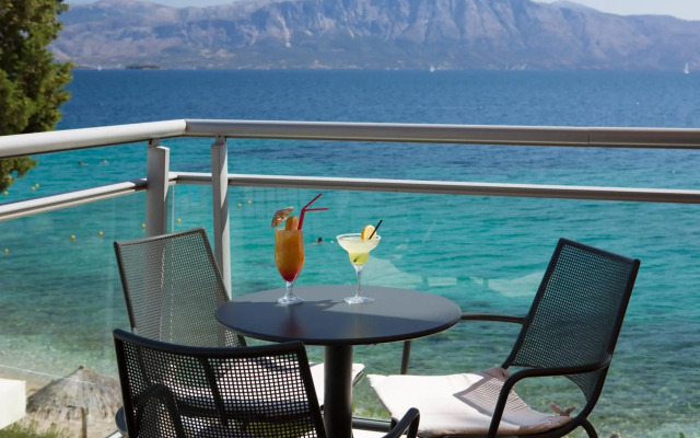 Porto Galini Seaside Resort & Spa
