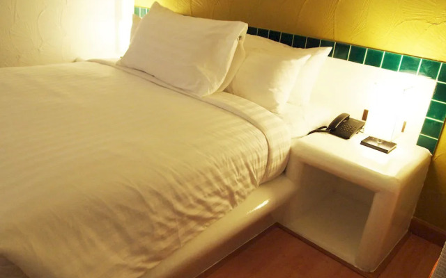 OYO The Chalet Phuket Resort