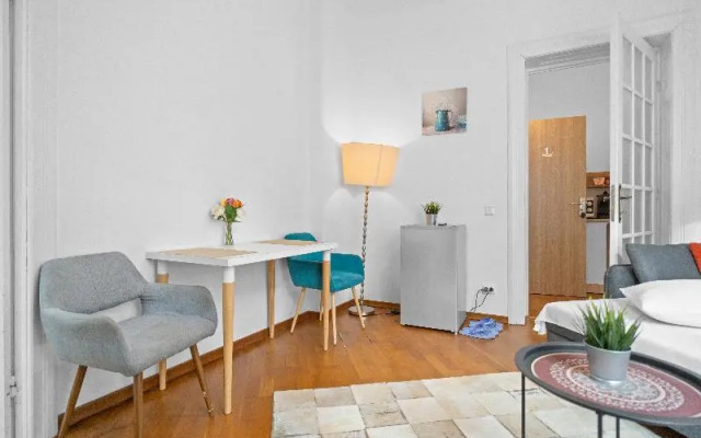Penthouse Villa In The Heart Of Old Town Bucharest
