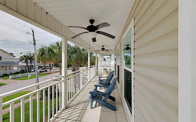 Ocean Breeze by Southern Vacation Rentals