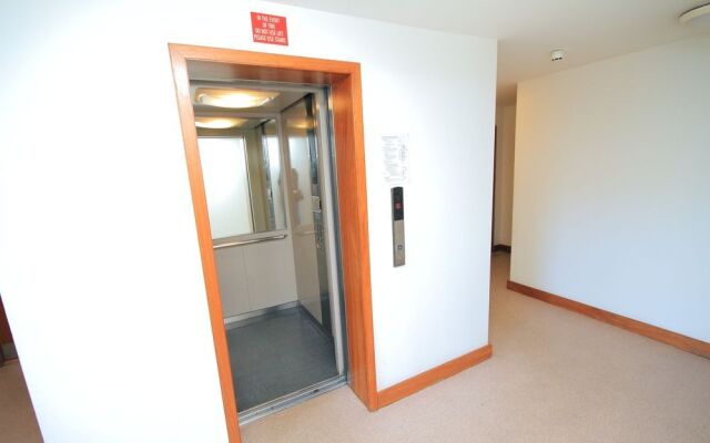 Luxury Grand Canal Square Apt