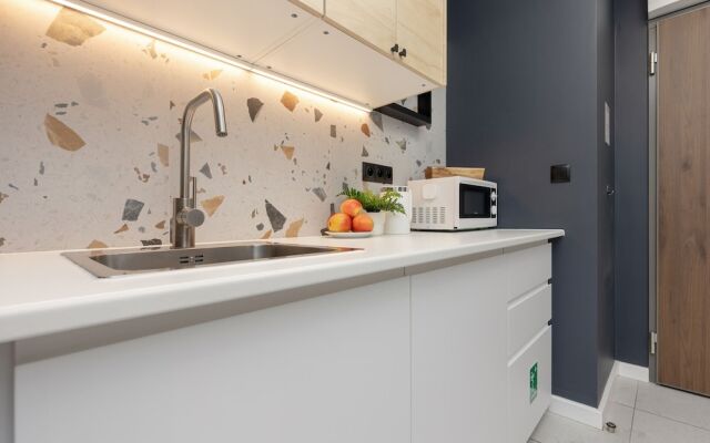 Wola Studio Kasprzaka by Renters