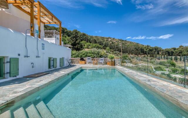 Magic 5 bdrm Villa With Swimming pool in Paros