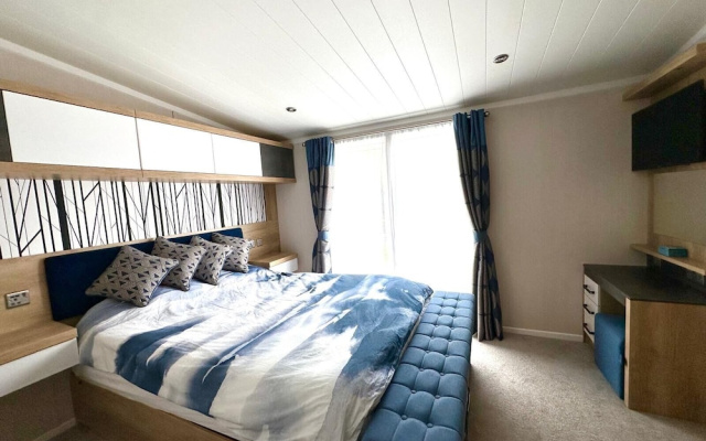 Tranquil 3 Bedroom Lodge Manor Park Hunstanton
