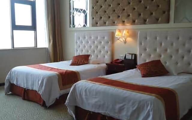 Erqiao Hotel
