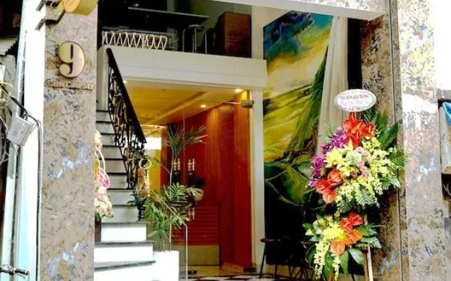 Hanoi La Cascada House & Travel