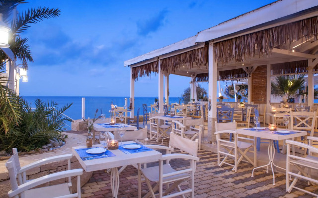 MARI KRISTIN Beach Hotel - Adults Only