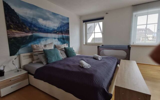 Apartment Close to Lake Ferienwohnung Seenah