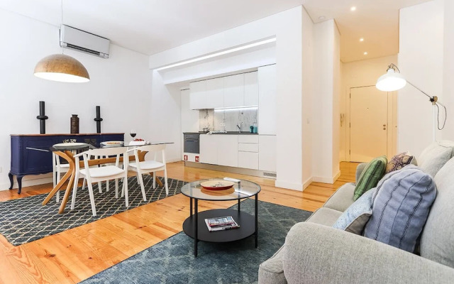 JOIVY Polished 1BR Apt, close by Avenida da Liberdade