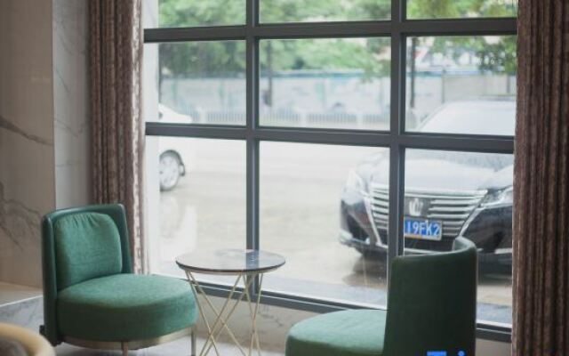 Shenzhen Yuemei Four Seasons Hotel