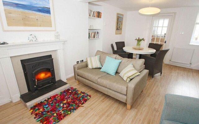 Mazey Cottage