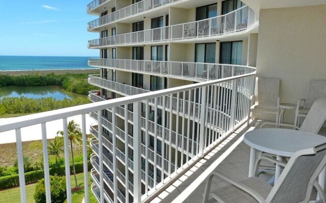 South Seas Tower 3-905