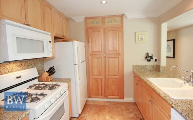 31st St AB (68402)