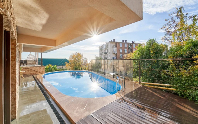 Вилла на Орбитовской