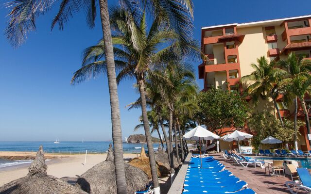 Luna Palace Hotel and Suites