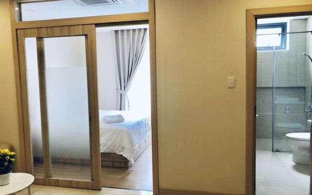 Golden Sands Service Apartment