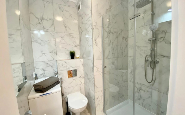 Center Warsaw - Apartmenty Jana Pawła II