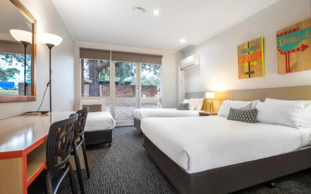 Burvale Hotel