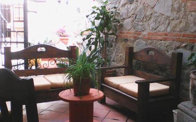 Hostal Colonia Antigua