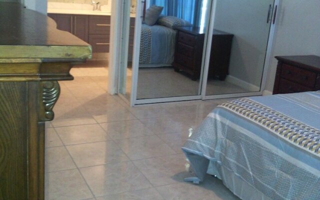 Las Fuentes Master Room