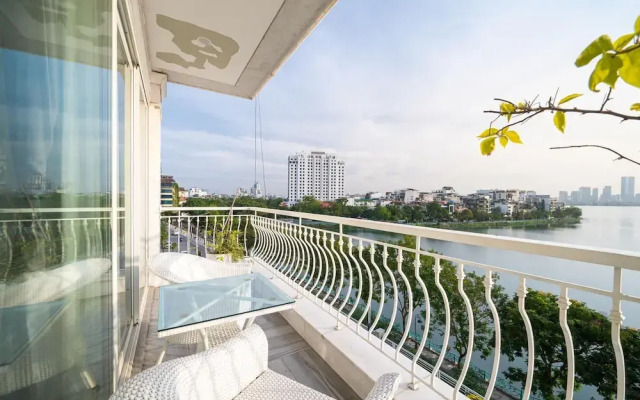 Luxe Paradise Suites Xuan Dieu