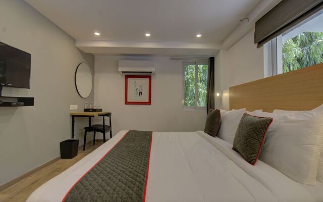 OYO Townhouse 150 Hotel Sahaj Palace