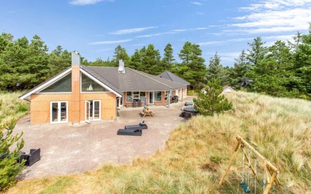 "Henrich" - 1.2km from the sea in Western Jutland