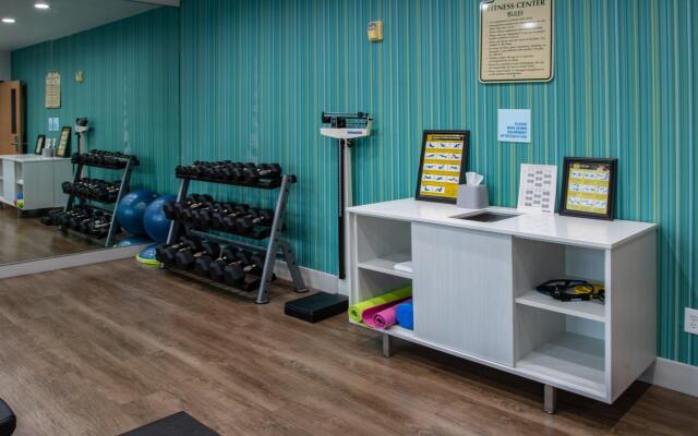 Holiday Inn Express Hotel & Suites Roseville-Galleria Area by IHG