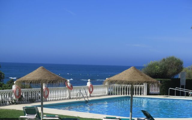 First Line Beach Mar y Sol Lubina