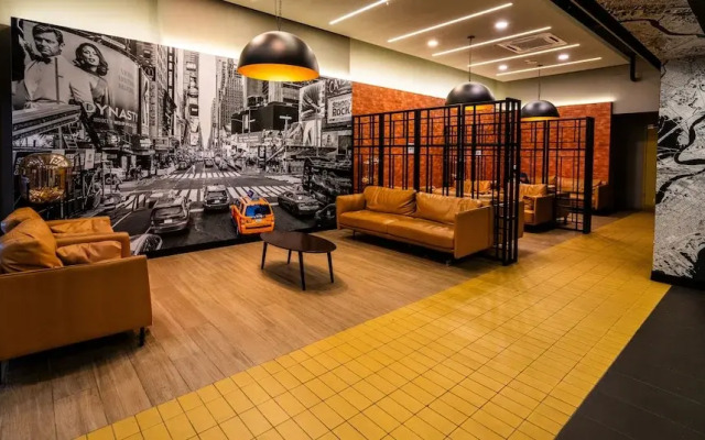 Neu Suites 3rdNvenue by Perfect Host