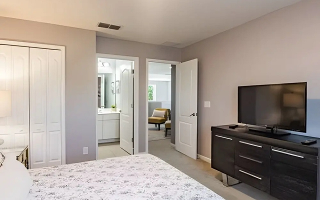 Solterra 6br, 4 Ensuites, Pool & Game Room