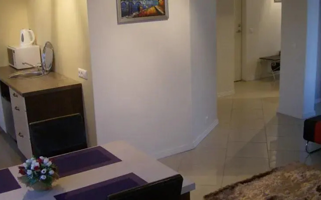 BlackBerry Apartment