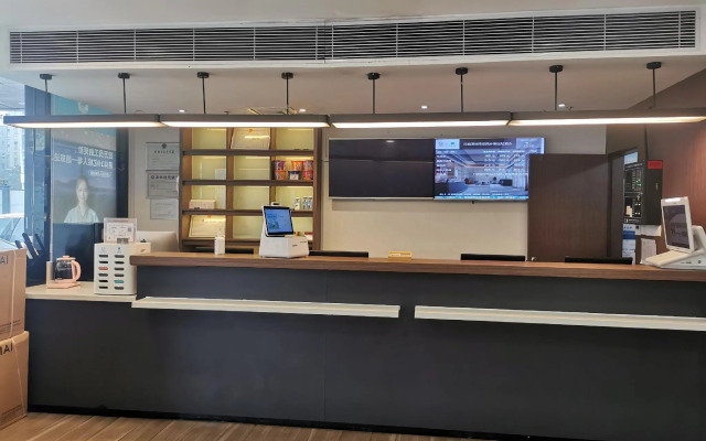 Yi Ting Hotel (Shenzhen Xixiang Bus Station)