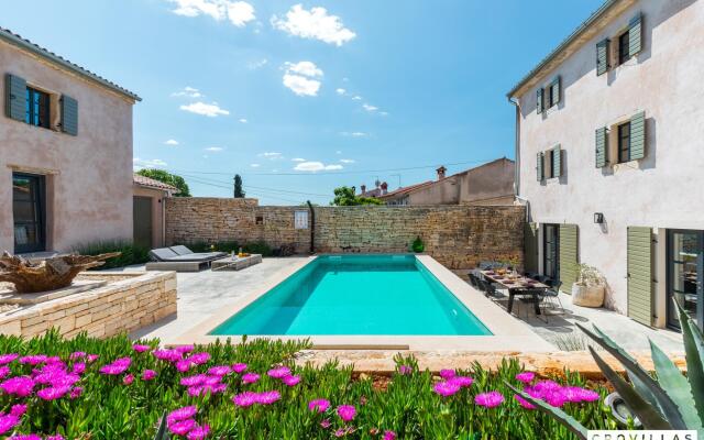 Elena Rovinj in Bale