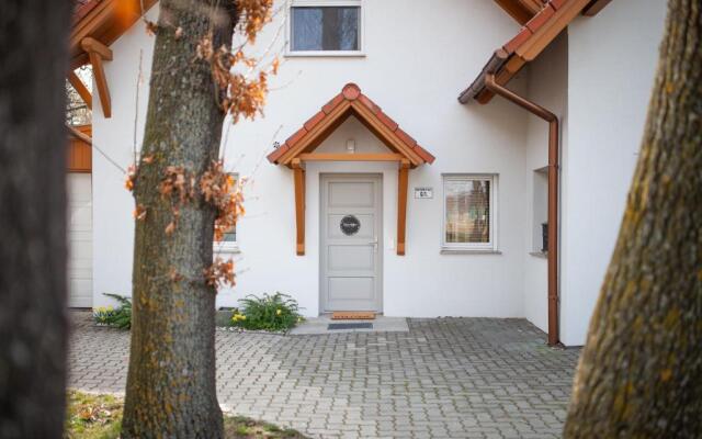 Silver Willow Luxury Apartment