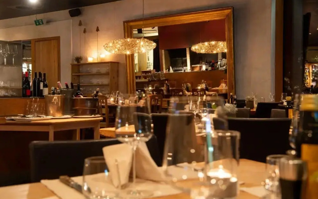 Rocksresort - Inh 25801