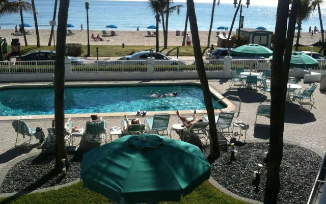 Sunrider Beach Resort