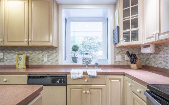 Blues Escape by RedAwning