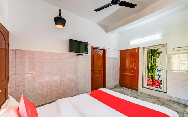 OYO 84396 Sai Sivir Stay Near Iter