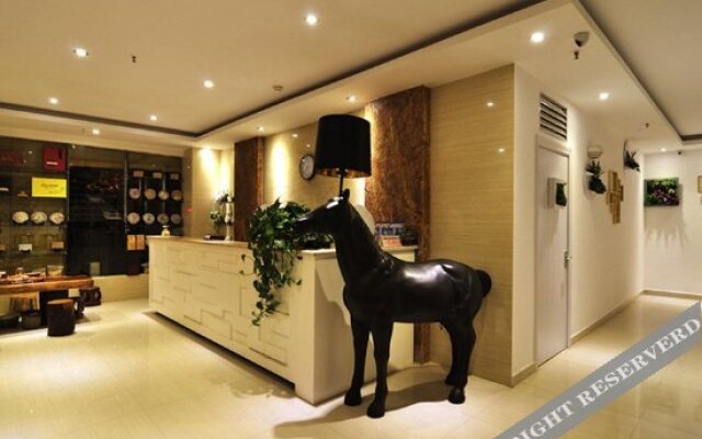 Pu'er Wanlin Theme Hotel
