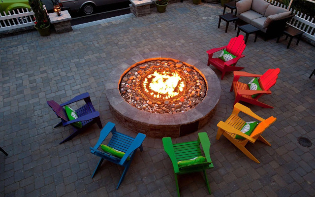 Surfside Hotel and Suites