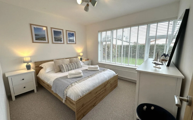 3-bed House in Llanfaelog, Near Rhosneigr