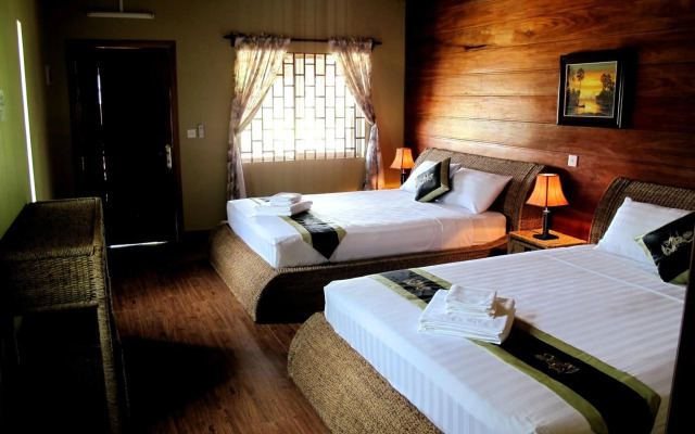 Atmaland Resort