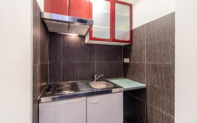 Petra Apartment